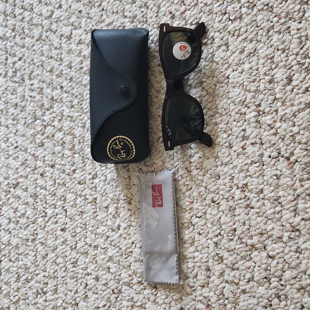 New women's RayBan sunglasses